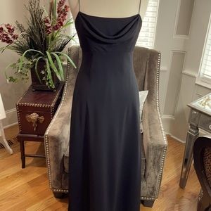 Michaelangelo Elegant Black Formal Gown Sz 6 fully lined EUC